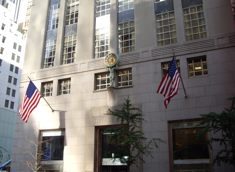 Tiffanyjev največji butik na newyorški Peti aveniji. Foto: Wikipedia