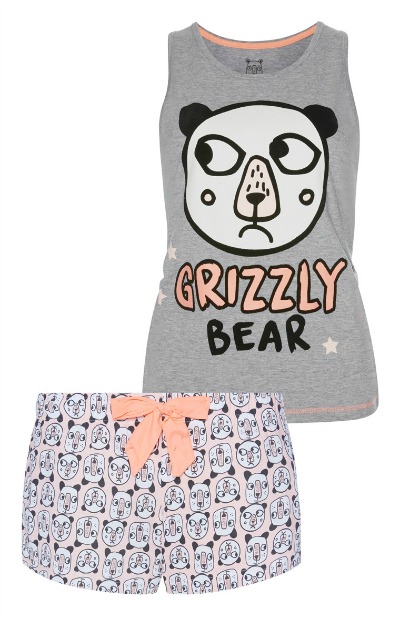 Primark za ugodno ceno ponuja simpatične pižame. (7 €, www.primark.com)