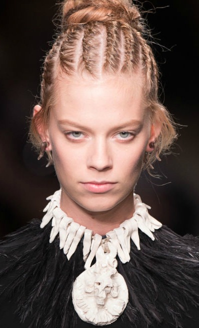 Tesno spleten kitke bodo pravi hit. (www,harpersbazaar.com)