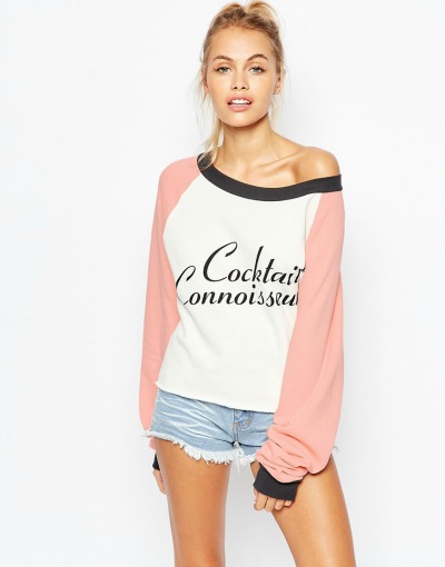 "Poznavalka koktejlov" (www.asos.com)