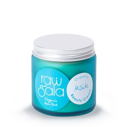 Uporabi kakovostno vlažilno kremo. (Raw Gaia, organska krema 40,00 €, www.enaa.com)