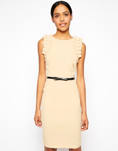 Naborke bomo lahko videli na oblekah, majicah, bluzah in krilih. (€20.42, asos.com)