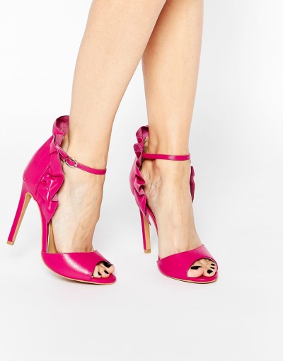 S petkami najlažje pridobiš nekaj centimetrov višine. (€105.63, asos.com)