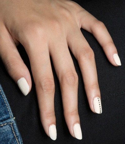 Minimalistično, a kljub temu zelo simpatično. (www.thefashionspot.com)