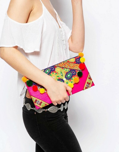 Popolna torbica za poletje. (€78.87, asos.com)