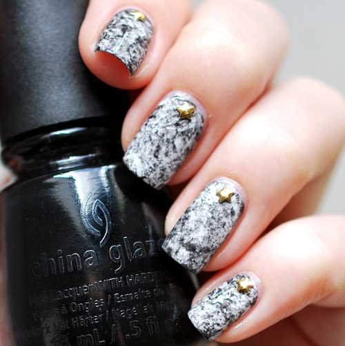 Črno-beli marmor. (shortnaildesigns.com)