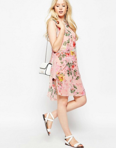 Tunika za vse, ki obožujete oblačila s simpatičnim potiskom. (€16.90, asos.com)