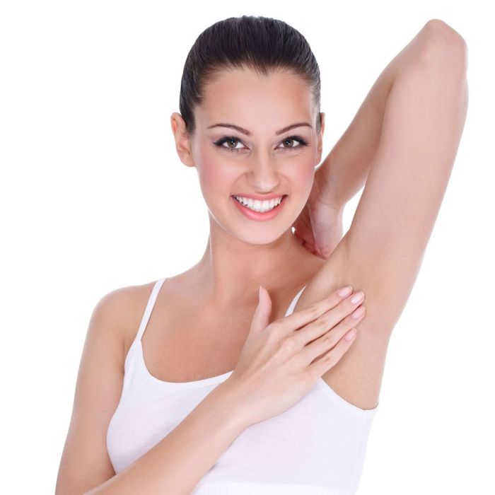 Preveč agresivni deodoranti lahko povzročijo suho kožo (vir: buynowsignal.com)