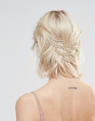 Modni dodatki za lase so velik hit. (€35.21, asos.com)