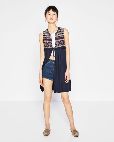 Udobni modni kosi so zelo iskani. (29.99 ,zara.com)