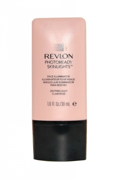 Znamka Revlon je predstavila štiri različne odtenke osvetljevalcev za različne polti.