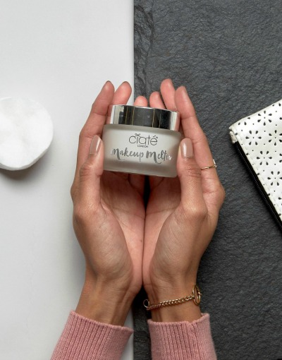 V spletni trgovini Asos lahko kupiš tudi kozmetične izdelke. (Ciate Makeup Melter, €22.53, asos.com)