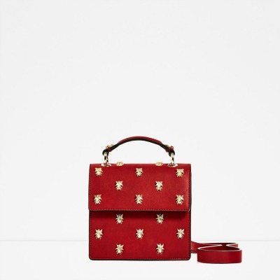 Torbica, v katero se brez težav zaljubiš. (29.95 €, zara.com)